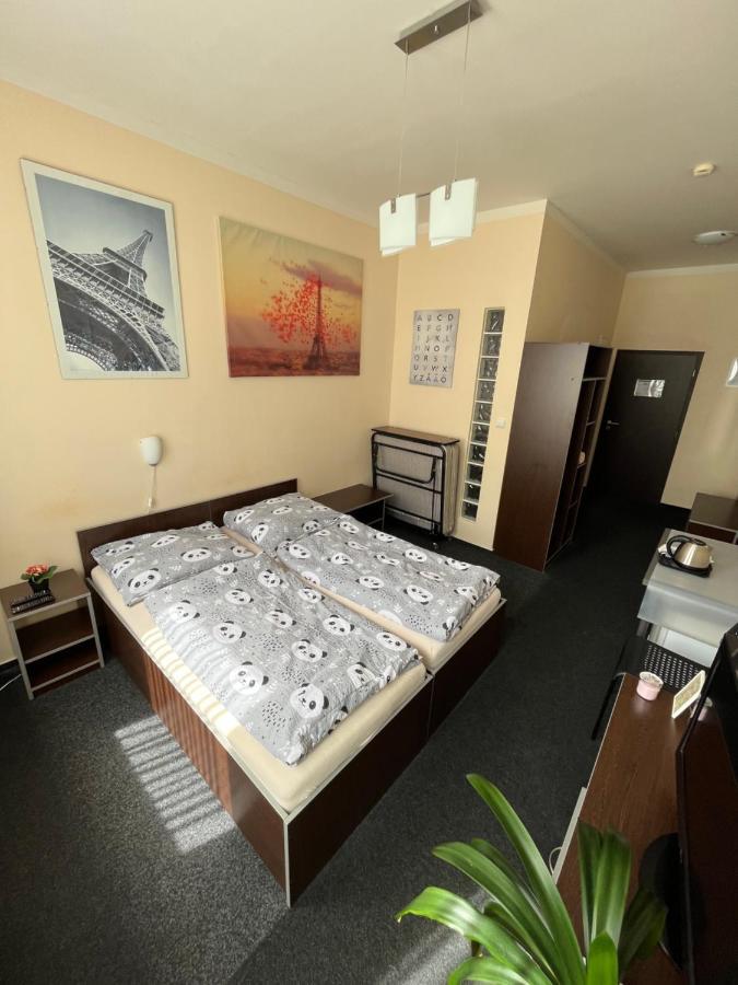 Apartmany U Reky Sazava Ngoại thất bức ảnh